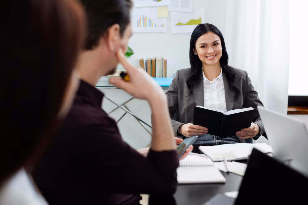Estamos aquí para escucharle